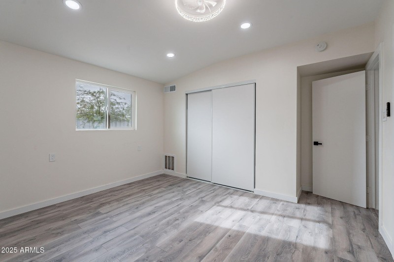 44-web-or-mls-Narramore-44