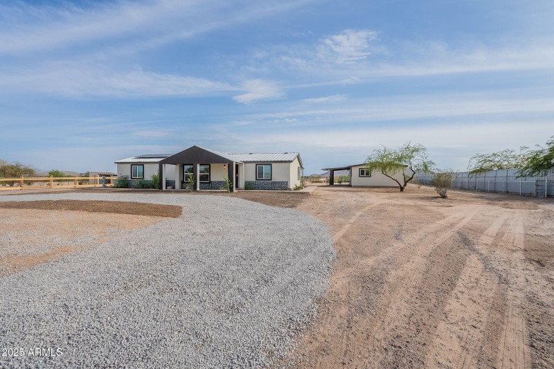 1-web-or-mls-Narramore-1