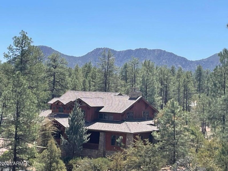 20220411194441595050000000-o