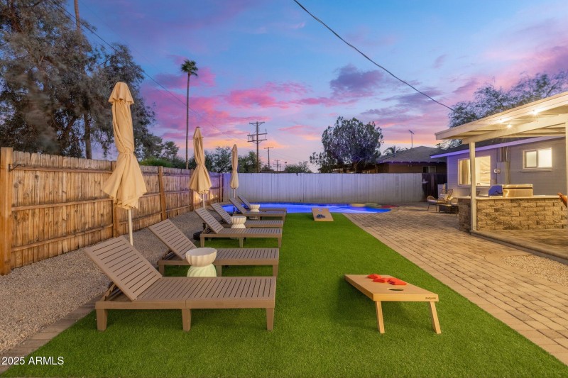 Twilight Lounge Area