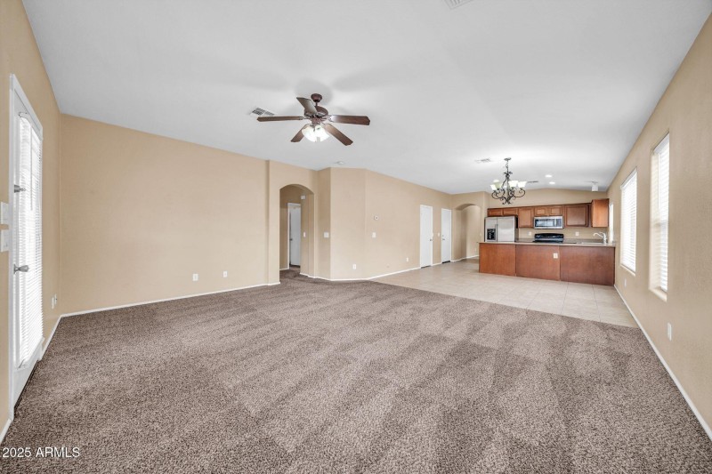 5032 South Rovey Parkway, Buckeye