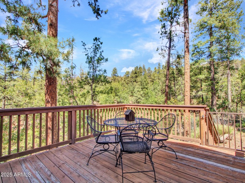 4785 Ponderosa Ave. - Photo - 04-Backsid