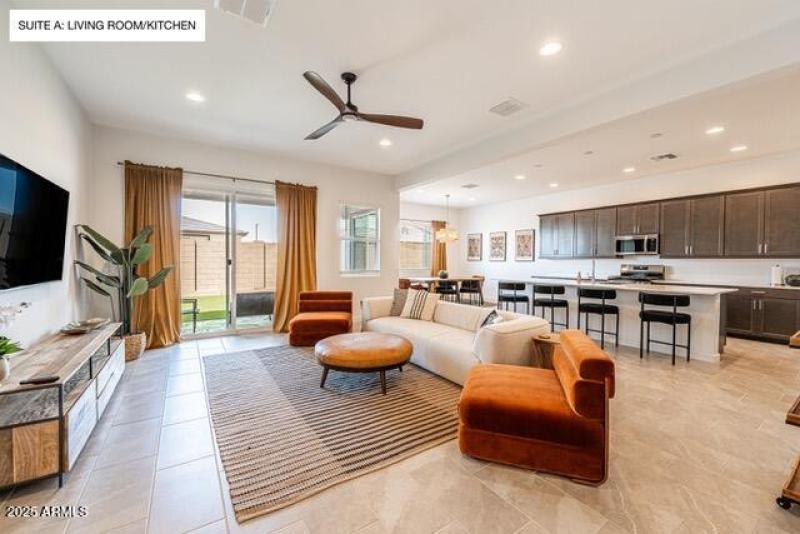SUITE A_ LIVING ROOM_KITCHEN