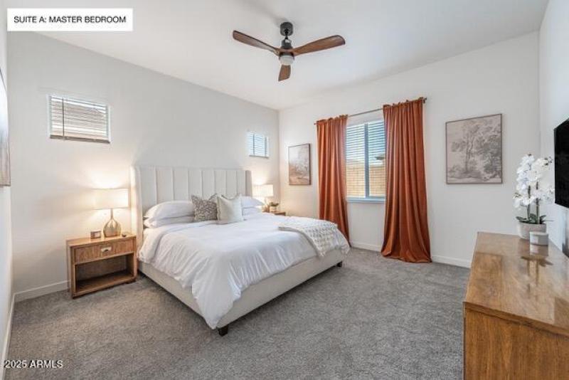 SUITE A_ MASTER BEDROOM