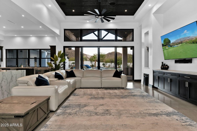 6-web-or-mls-3939-w-fox-rd