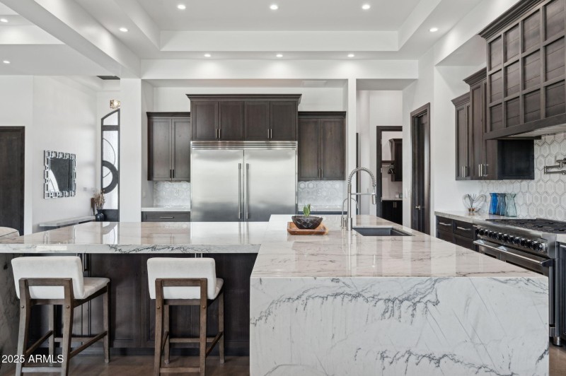 15-web-or-mls-3939-w-fox-rd