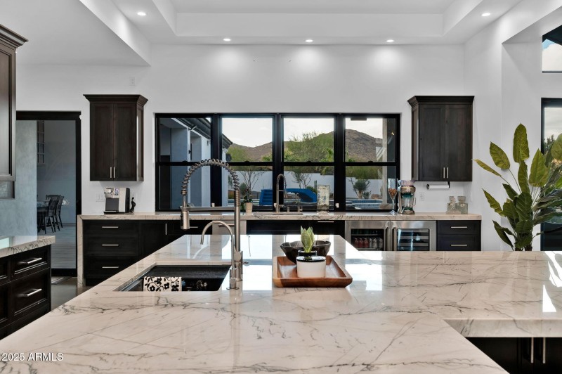 17-web-or-mls-3939-w-fox-rd