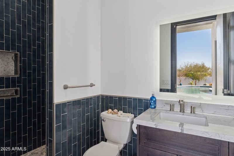 59-web-or-mls-3939-w-fox-rd