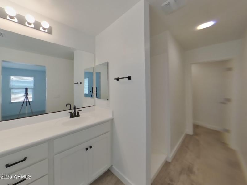 13_pc_okuxak9EVL_ZKBvEFLerl_layout_0