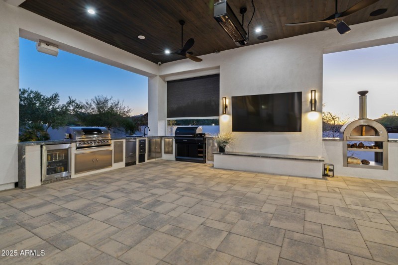 105-web-or-mls-3939-w-fox-rd