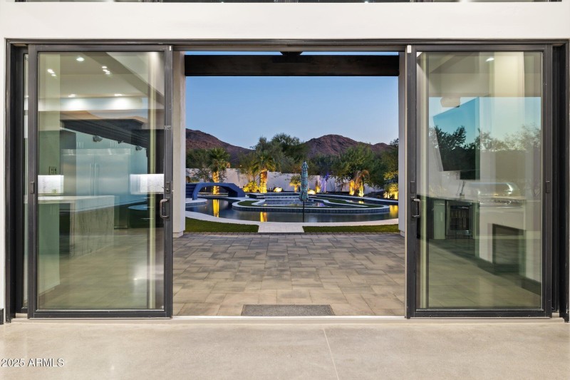 106-web-or-mls-3939-w-fox-rd