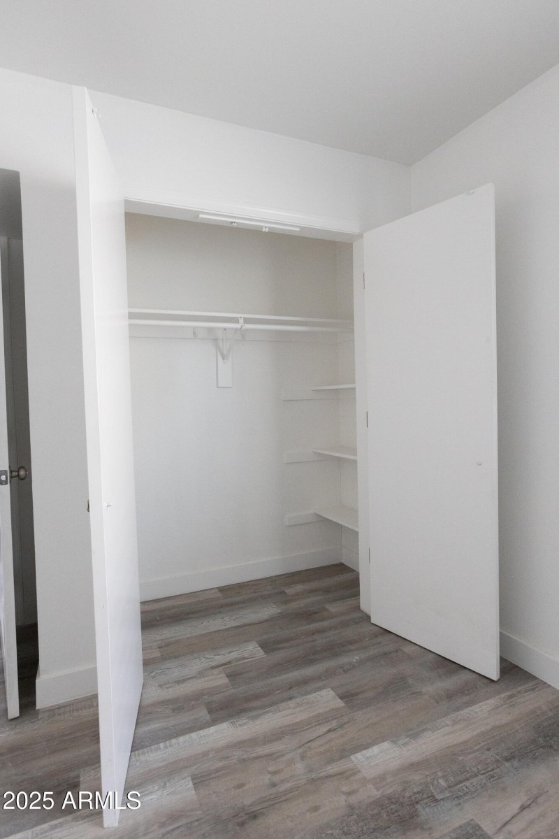 3417 E Windsor Ave - Tara Nichole Photo