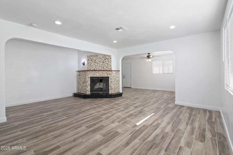 1_8815 n 30th ave phoenix az 1