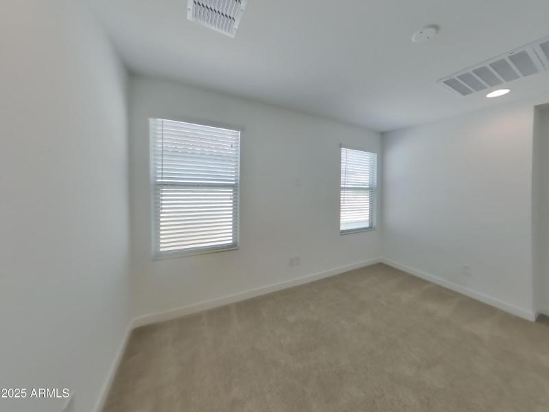 12_pc_VlqivdfBbB_w3eQr0GtCy_layout_3