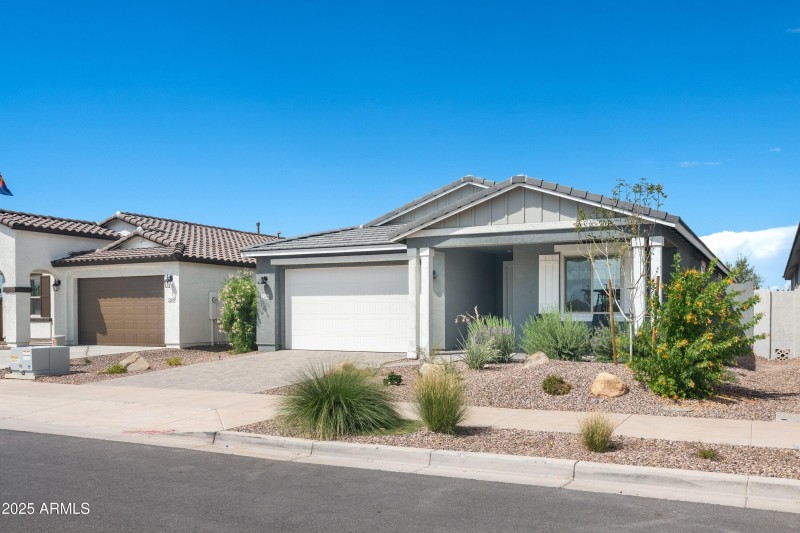 02-22808-E-Round-Up-Way-2