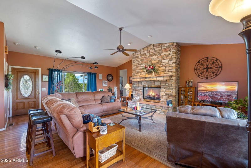 8367DogLegPl-ShowLow-AZ-4