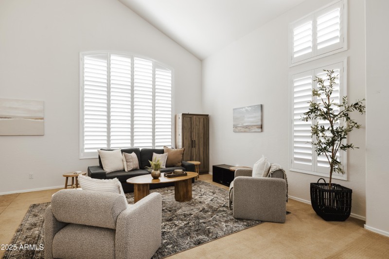 Formal_Living_Photo_3