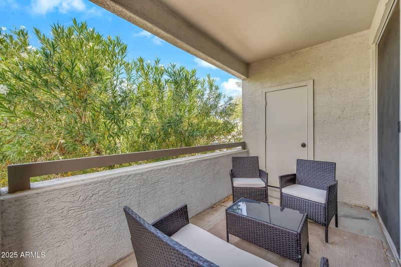 mls_11375 E Sahuaro Dr 2002-24