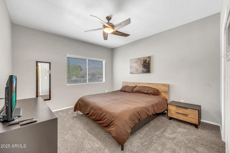 mls_11375 E Sahuaro Dr 2002-19