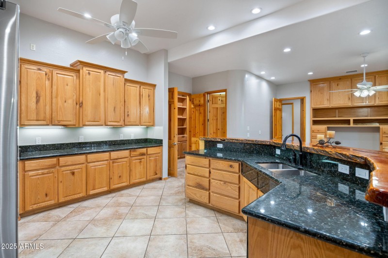 Kitchen Counterspace