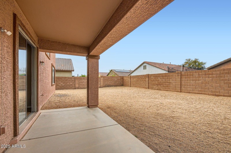 14544 W Sierra St - Web Quality - 025 -