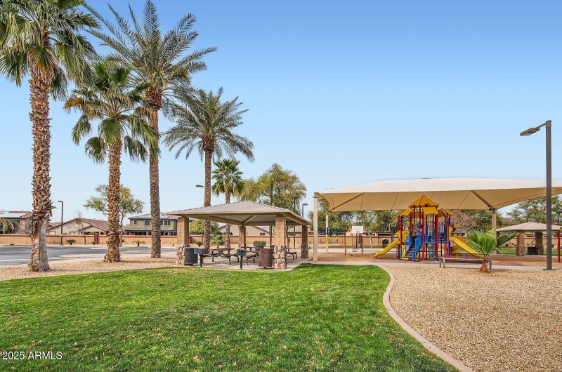 14544 W Sierra St - Web Quality - 029 -