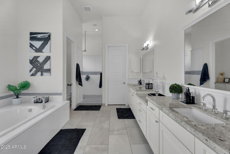 31-web-or-mls-Scorpio-42