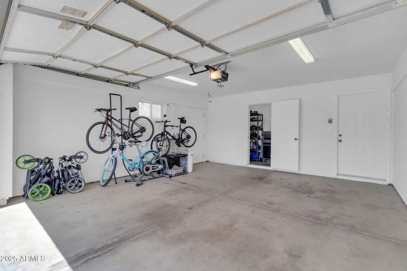 6447 S Snead DR, Sun Lakes