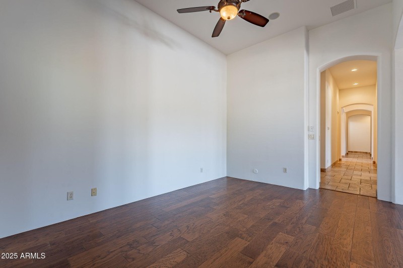 48-web-or-mls-Hombre-24