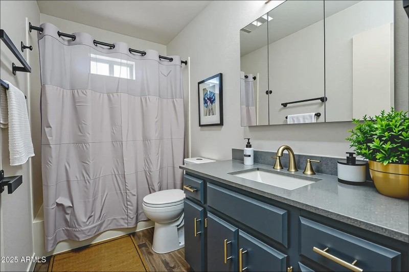 collov-ai_20250914084645_vf13wq