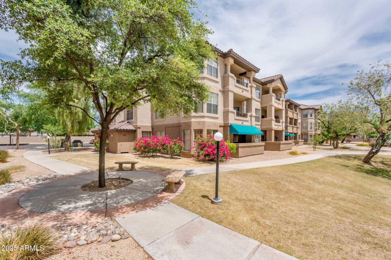 Mountain View Blvd - Building - MLS-2