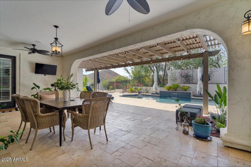 21365 W Mule Deer_Back Patio