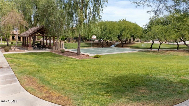 21365 W Mule Deer_Vickory Park