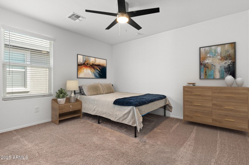 1757882726269702267_4