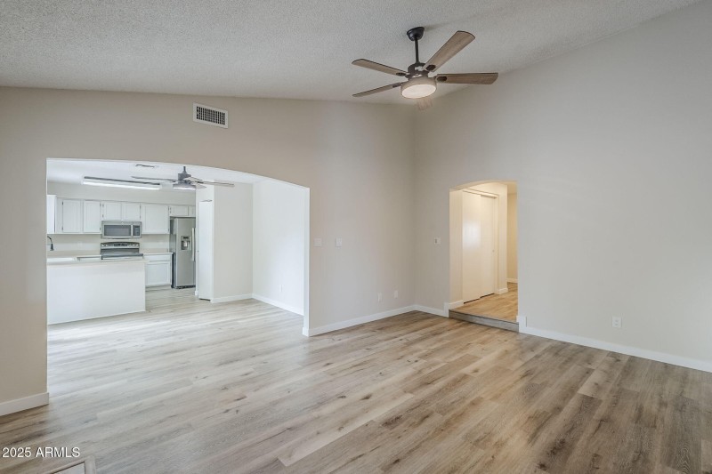 family room into kithcen