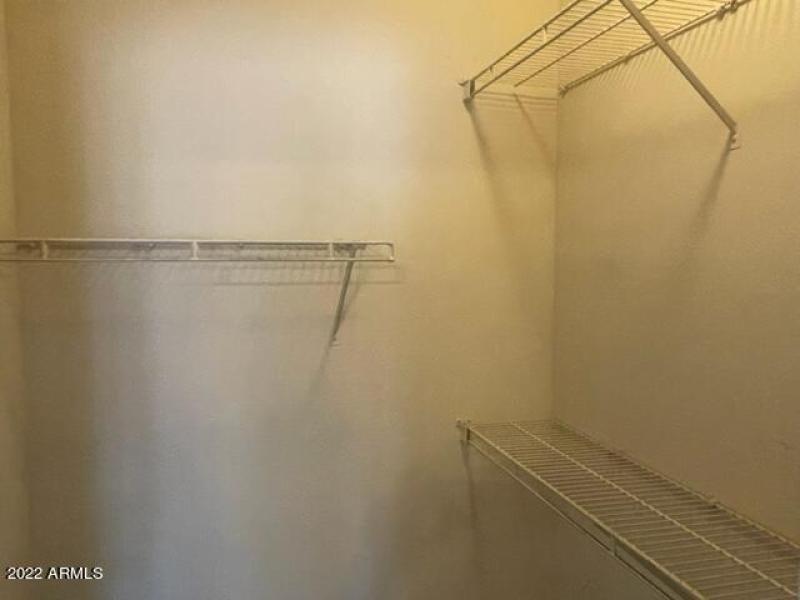 2nd Bedroom Walkin closet