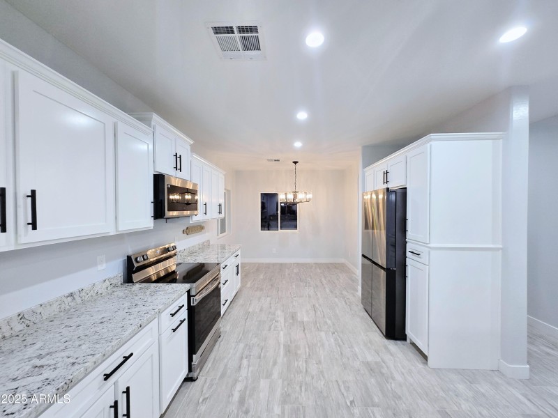 20250918_185127-VSCO