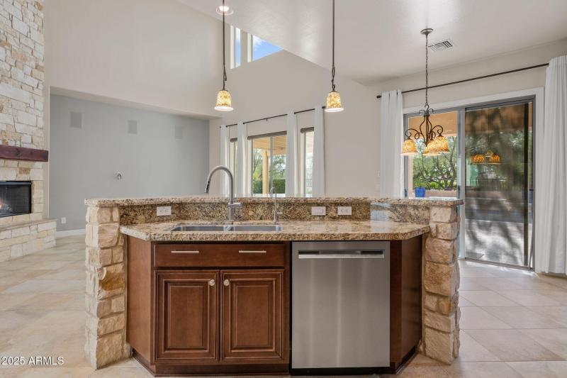 154-Kitchen