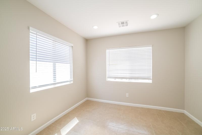 1015459.22650 W Pima St - Dining Room