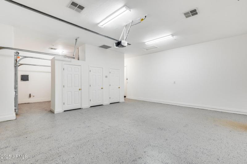 3-Car Garage