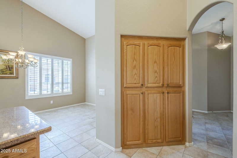 22-web-or-mls-Champagne-22