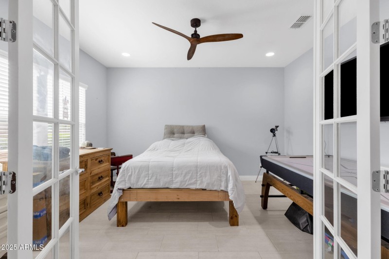 9-web-or-mls-10830-e-topaz-ave