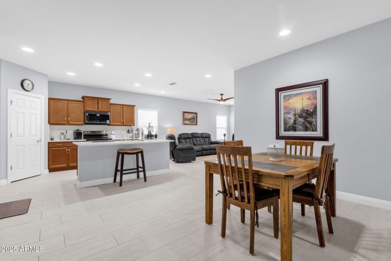 11-web-or-mls-10830-e-topaz-ave