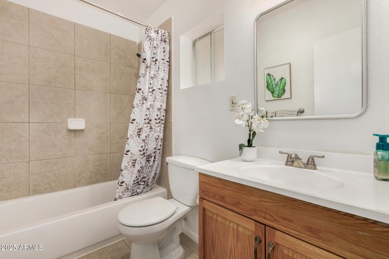 2nd Primary Bathroom