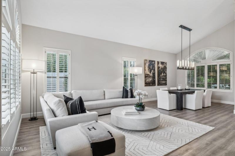 93-web-or-mls-6414-e-monte-cristo-ave