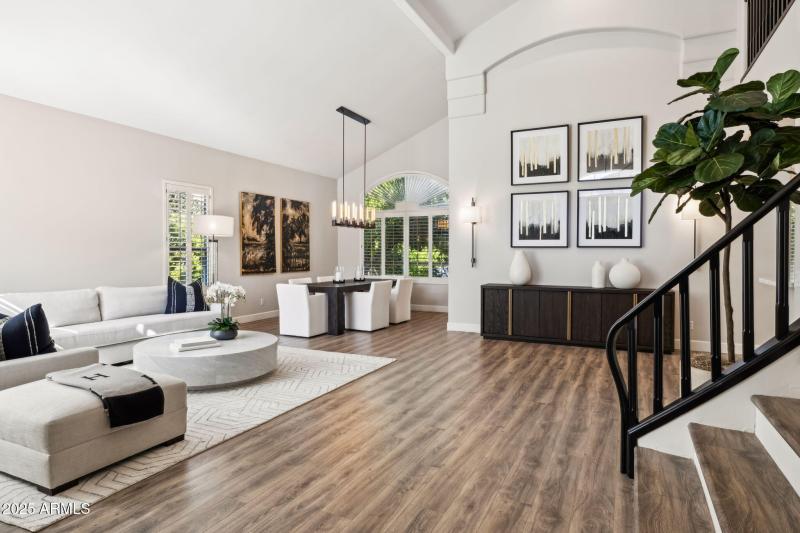 7-web-or-mls-6414-e-monte-cristo-ave