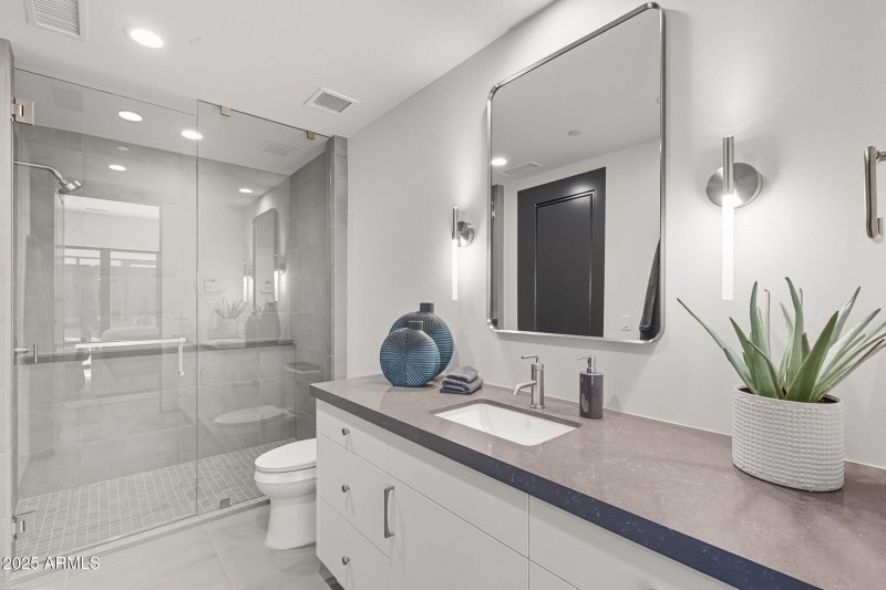 030_Guest Room Ensuite