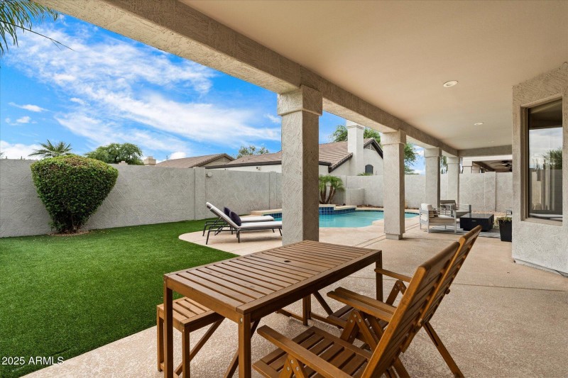 Large Covered Patio to Entertain