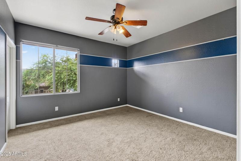 98_6858_W_Peak_View44_mls