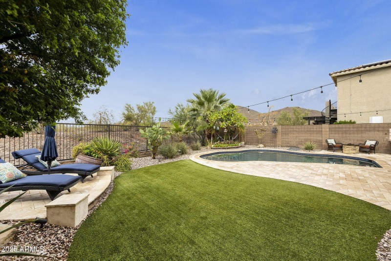 43-web-or-mls-_TM_8800